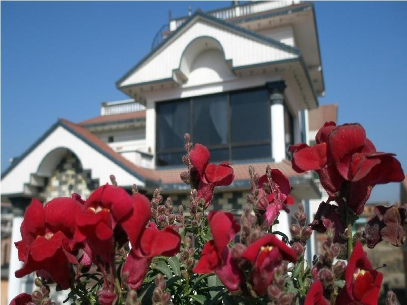 Chef House Resort Catmandu Exterior foto